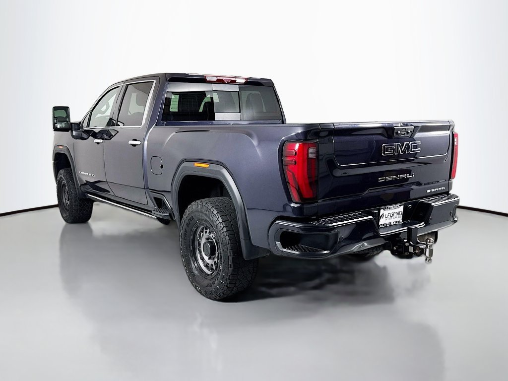 Used 2024 GMC Sierra 2500 Denali Ultimate AWD/4WD image 8