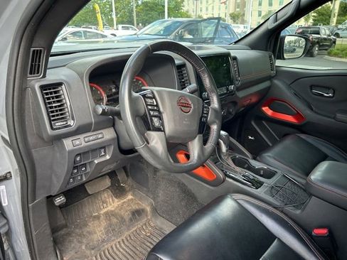 Used 2023 Nissan Frontier PRO-4X w/ Pro-4X Premium Package AWD/4WD image 15