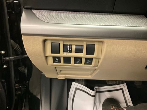 Used 2019 Subaru Outback 2.5i Premium image 14
