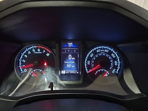 Used 2020 Toyota Tacoma SR w/ SX Package image 21