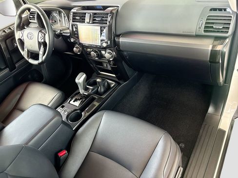 Certified 2023 Toyota 4Runner TRD Off-Road Premium w/ Moonroof Package AWD/4WD image 17