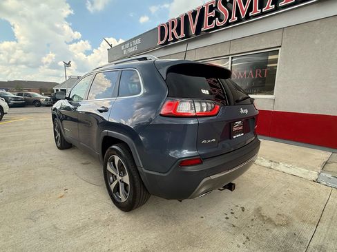 Used 2019 Jeep Cherokee Limited image 4