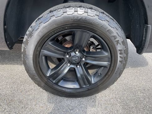 Used 2018 RAM 1500 Big Horn AWD/4WD image 11