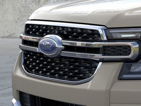 New 2025 Ford Ranger XLT w/ Equipment Group 301A High image 17