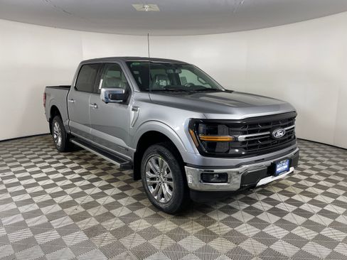 New 2026 Ford F150 XLT w/ Equipment Group 302A MID AWD/4WD image 7