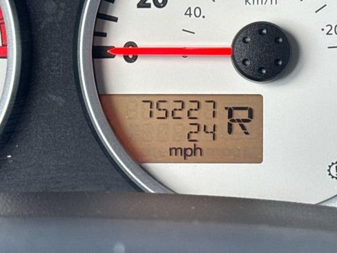 Used 2021 Nissan Frontier PRO-4X w/ Pro-4x Utility Package AWD/4WD image 33