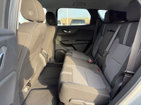 Used 2025 Chevrolet Blazer LT w/ Driver Confidence Package image 9