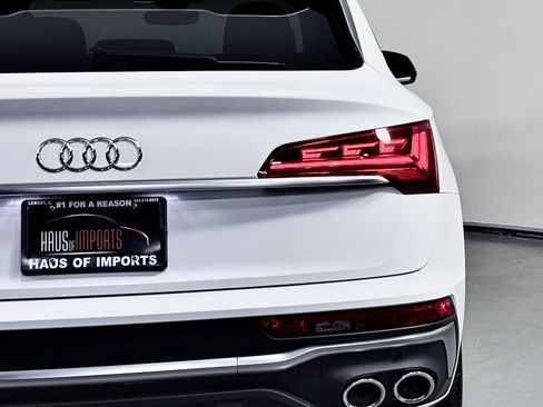Used 2023 Audi SQ5 Prestige w/ Prestige Package image 14