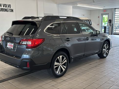 Used 2018 Subaru Outback 2.5i Limited AWD/4WD image 5