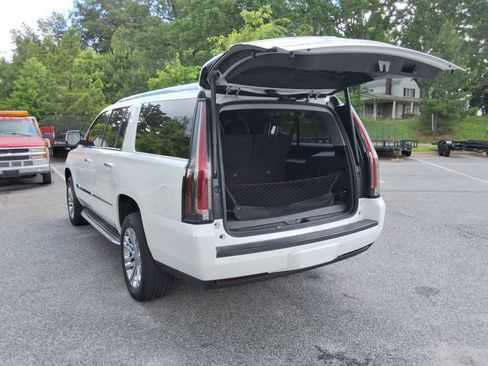 Certified 2016 Cadillac Escalade ESV 2WD image 14