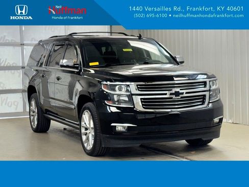 Used 2019 Chevrolet Suburban Premier w/ Premier Plus Edition AWD/4WD image 1
