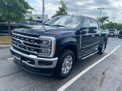 Used 2023 Ford F350 Lariat w/ Chrome Package AWD/4WD image 3