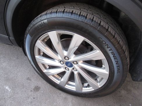 Used 2021 Ford Escape Titanium w/ Titanium Elite Package AWD/4WD image 15