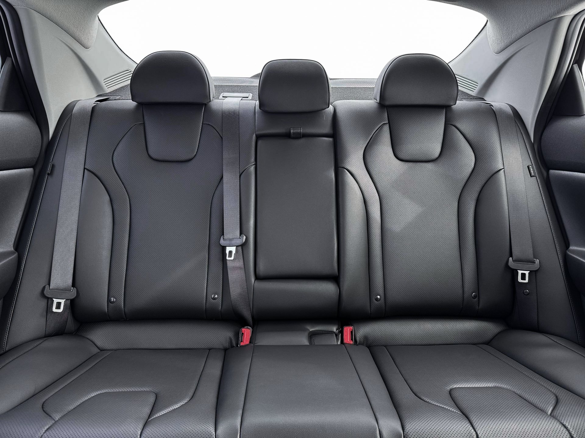 Certified 2026 Hyundai Elantra Limited FWD image 16
