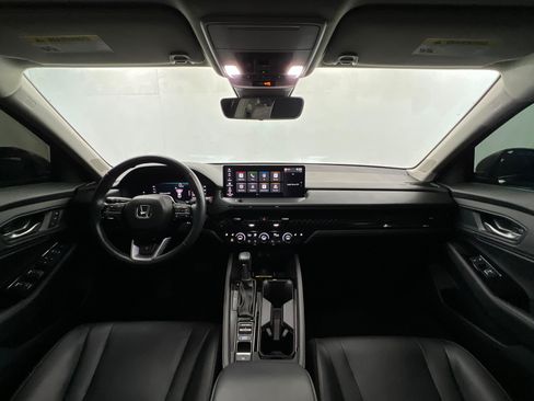 Used 2025 Honda Accord Touring image 10