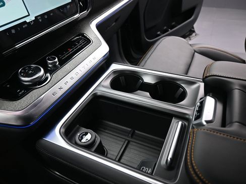 New 2026 Ford Expedition Tremor AWD/4WD image 17