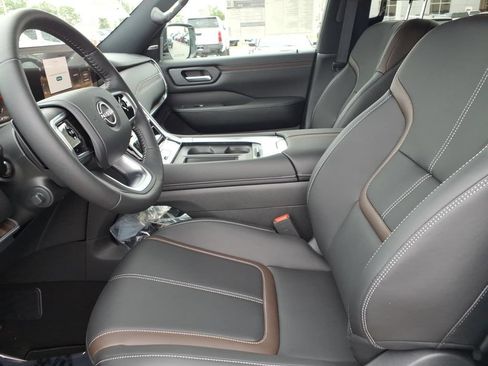 New 2026 Nissan Armada SL w/ Captain's Chari Seat Package AWD/4WD image 16