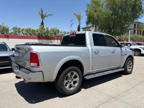Used 2018 RAM 1500 Laramie w/ Convenience Group AWD/4WD image 2