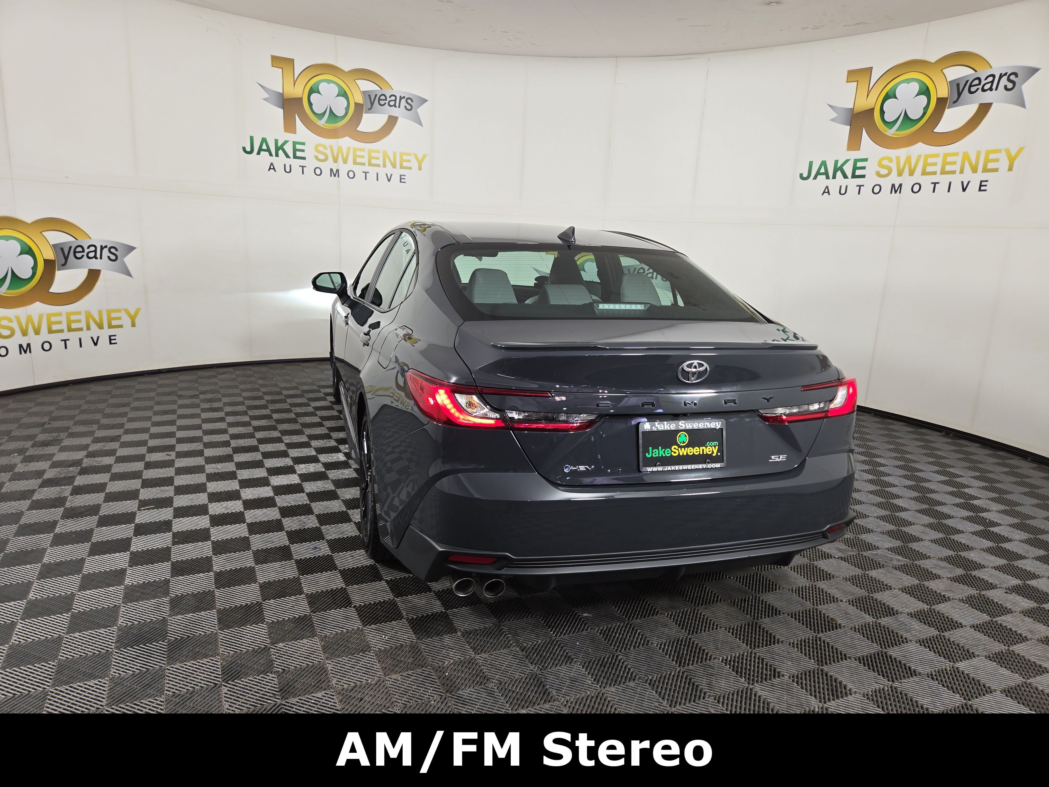 Used 2025 Toyota Camry SE w/ Convenience Package FWD image 6