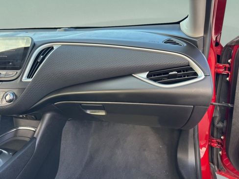 Used 2024 Chevrolet Malibu LT image 29