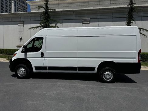 Used 2023 RAM ProMaster 3500 w/ Driver Convenience Group image 10