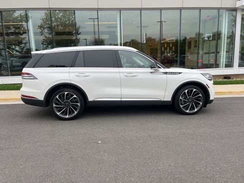 Certified 2023 Lincoln Aviator Reserve w/ Equipment Group 201A AWD/4WD image 11