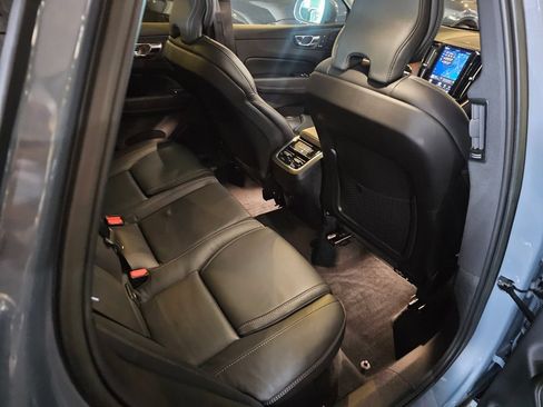 Certified 2023 Volvo XC60 B5 Ultimate AWD/4WD image 8