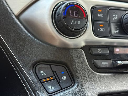 Used 2020 GMC Yukon SLT AWD/4WD image 21