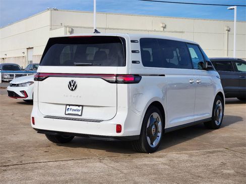 New 2025 Volkswagen ID. Buzz Pro S image 4