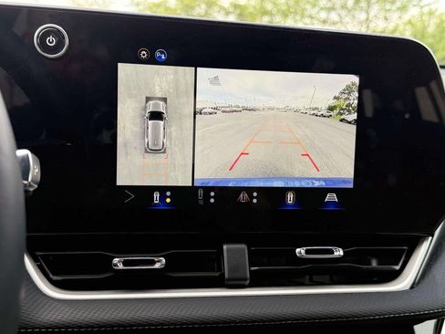Used 2025 Chevrolet Equinox LT w/ Safety and Technology Package FWD image 25