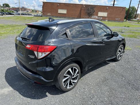 Used 2020 Honda HR-V Sport image 8