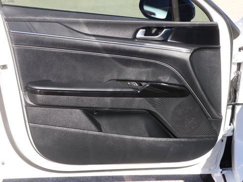 Used 2025 Kia K5 GT-Line image 10