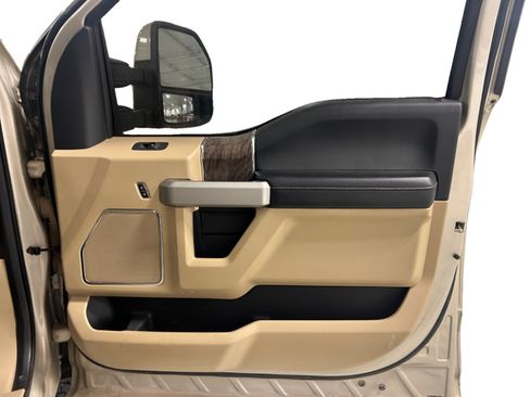 Used 2017 Ford F350 Lariat w/ Lariat Value Package AWD/4WD image 20