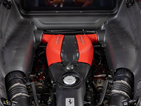 Certified 2021 Ferrari F8 Tributo RWD image 67