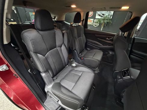 Used 2023 Subaru Ascent Premium w/ Convenience Package AWD/4WD image 20