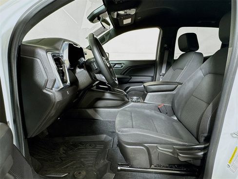 Used 2024 GMC Canyon Elevation image 18