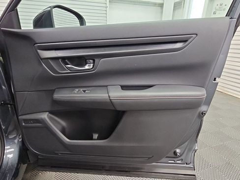 Used 2025 Honda CR-V Sport-L image 41