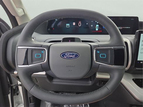 New 2025 Ford Expedition Max Active image 19