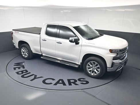 Used 2019 Chevrolet Silverado 1500 LTZ w/ LTZ Convenience Package image 23