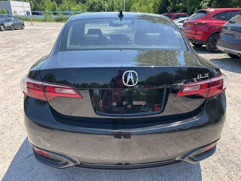 Used 2018 Acura ILX FWD image 5