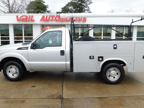 Used 2015 Ford F250 XL image 4