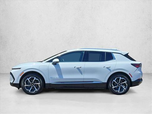 Certified 2025 Chevrolet Equinox EV LT FWD image 5