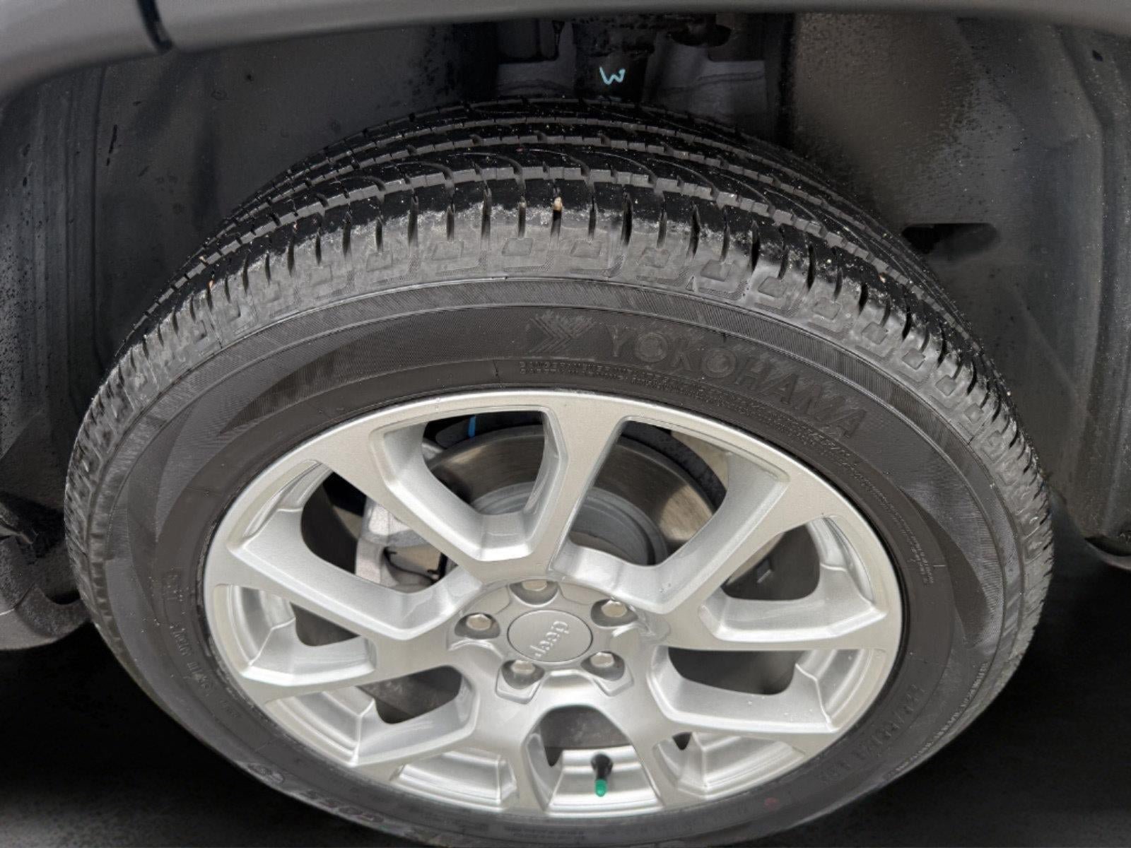 Used 2024 Jeep Compass Latitude AWD/4WD image 22
