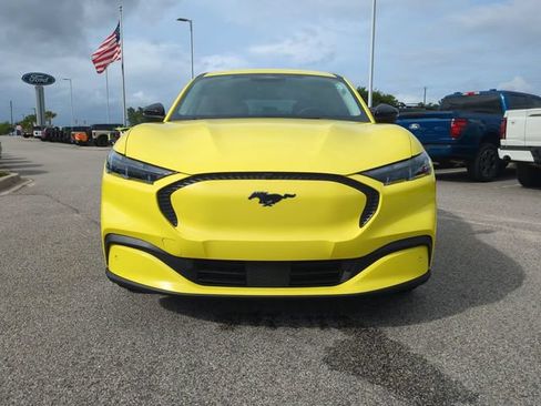 Used 2025 Ford Mustang Mach-E Select RWD image 9