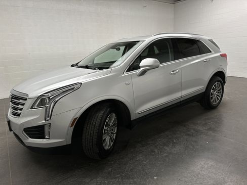 Used 2017 Cadillac XT5 Luxury image 5