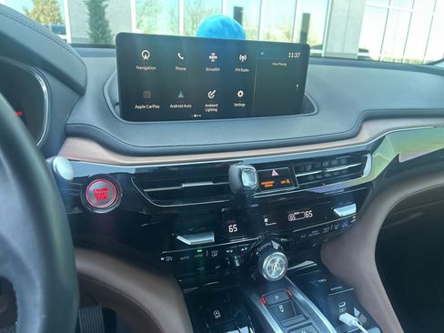 Used 2024 Acura MDX FWD w/ Technology Package image 6