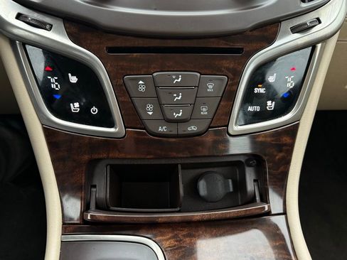 Used 2014 Buick LaCrosse Premium w/ Driver Confidence Package image 28