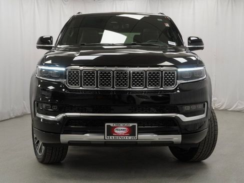 Certified 2024 Jeep Grand Wagoneer Series III w/ Rear Seat Video Group 1 image 8