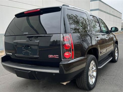 Used 2013 GMC Yukon Denali AWD/4WD image 15