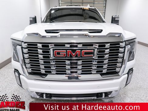 Used 2024 GMC Sierra 2500 Denali w/ Technology Package image 7